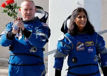 सुनीता विल्यम्सला परत आणण्यासाठी स्पेस एक्स रॉकेट लाँच!