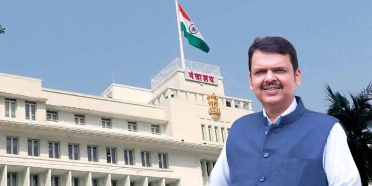 देवेंद्र फडणवीसांच्या कार्यालयाची तोडफोड प्रकरण; पोलिसांची मोठी कारवाई