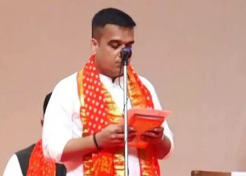 गुजरात मंत्रिमंडळाचा शपथविधी; रिवाबा जडेजाला संधी..