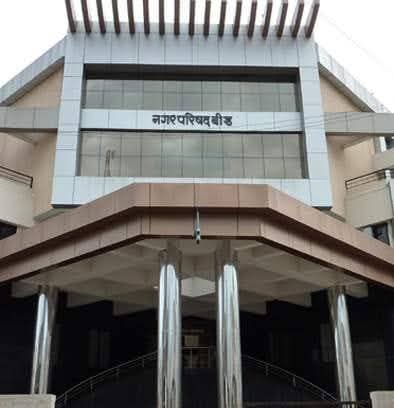 युट्युब चॅनेलला न प निवडणुकीत मतदान केंद्रावर प्रवेश नाही.