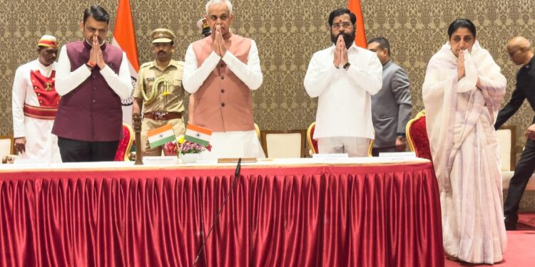 उपमुख्यमंत्री सुनेत्रा पवारांकडे तीन खाती…